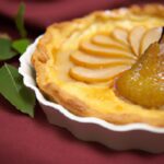 Aromatic Tart with Spiced Pears: A Perfect Fall Treat