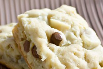 Blondies Bliss: Decadent White Chocolate Chip Treats